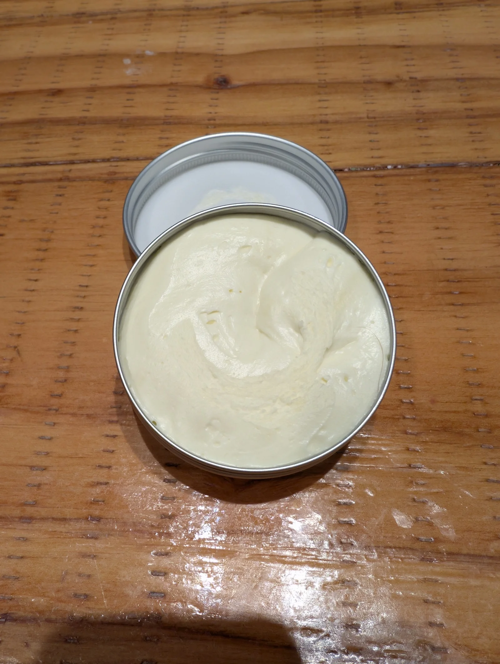 Tattoo Luv balm texture, open tin